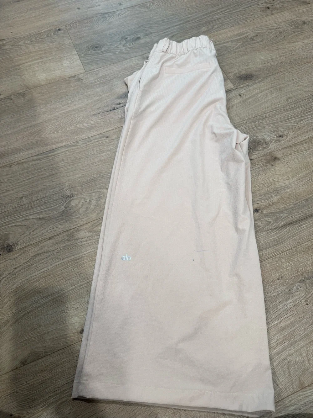ALO Yoga High-Waist Pursuit Trouser — Taupe